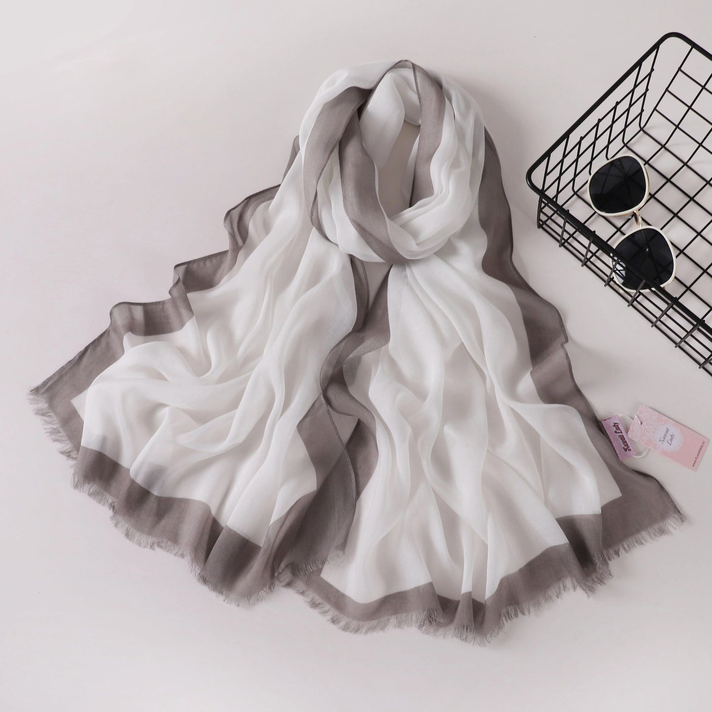 Frame Border Print Linen Scarf