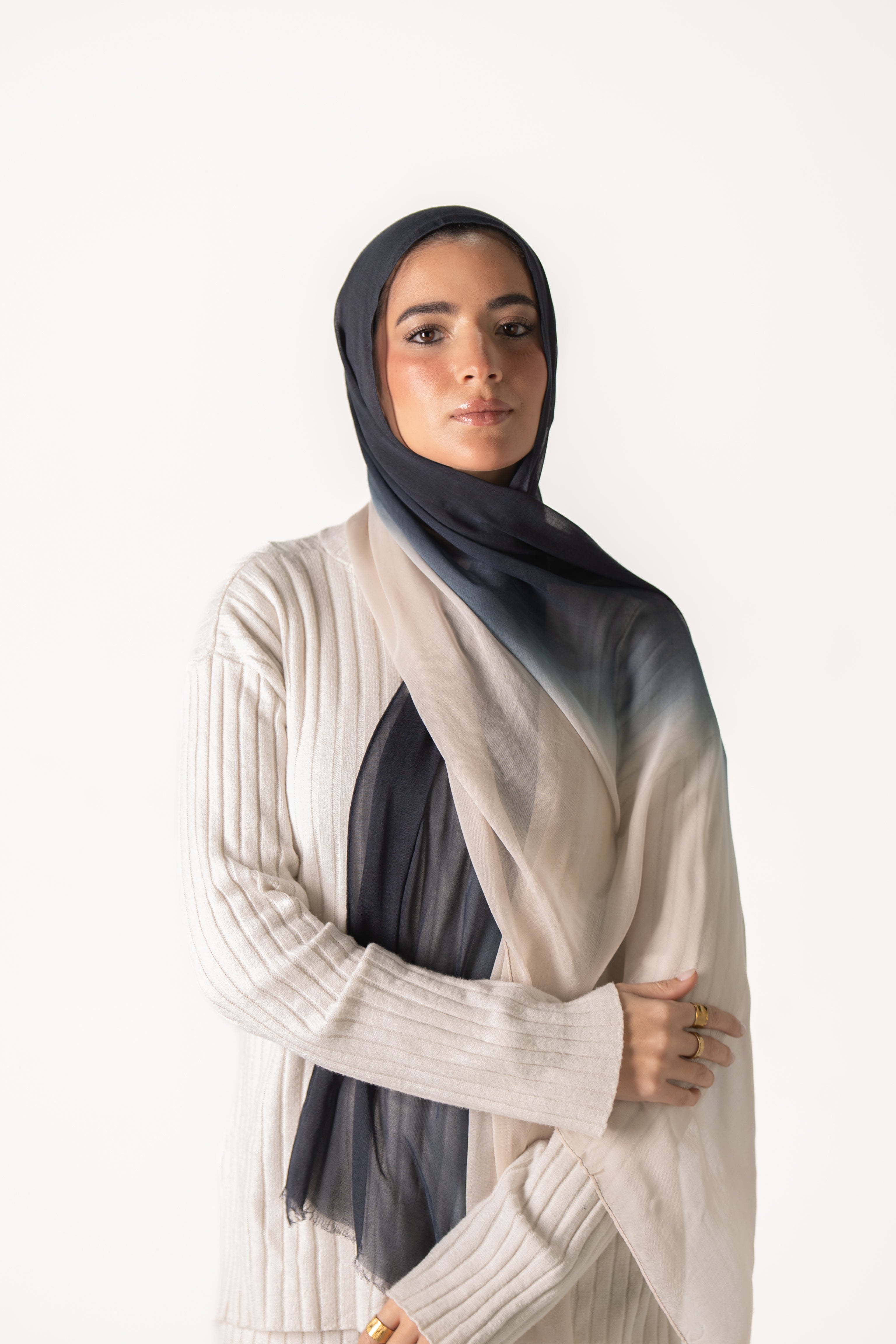 Navy-Beige