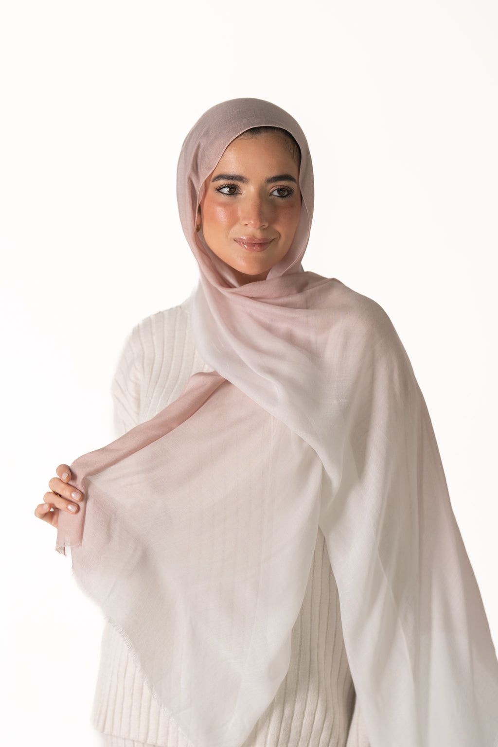 Cashmere/White