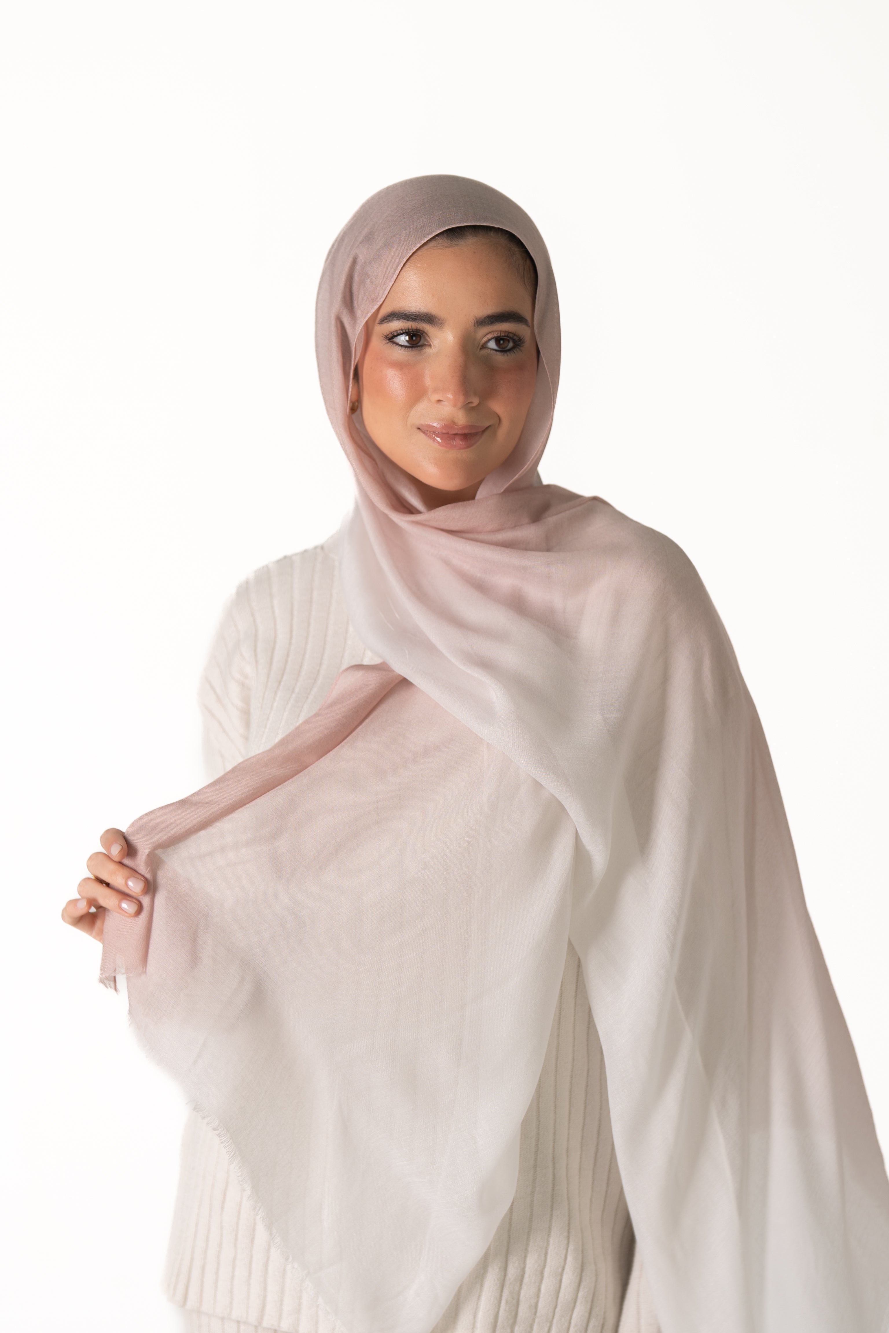Cashmere/White