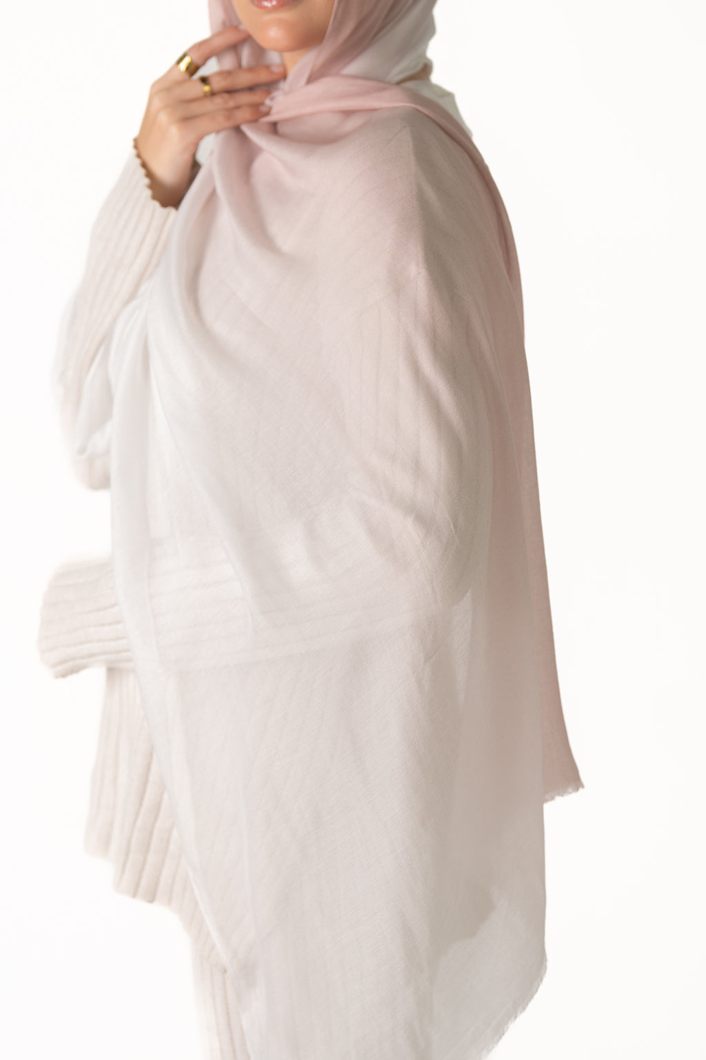 Cashmere/White
