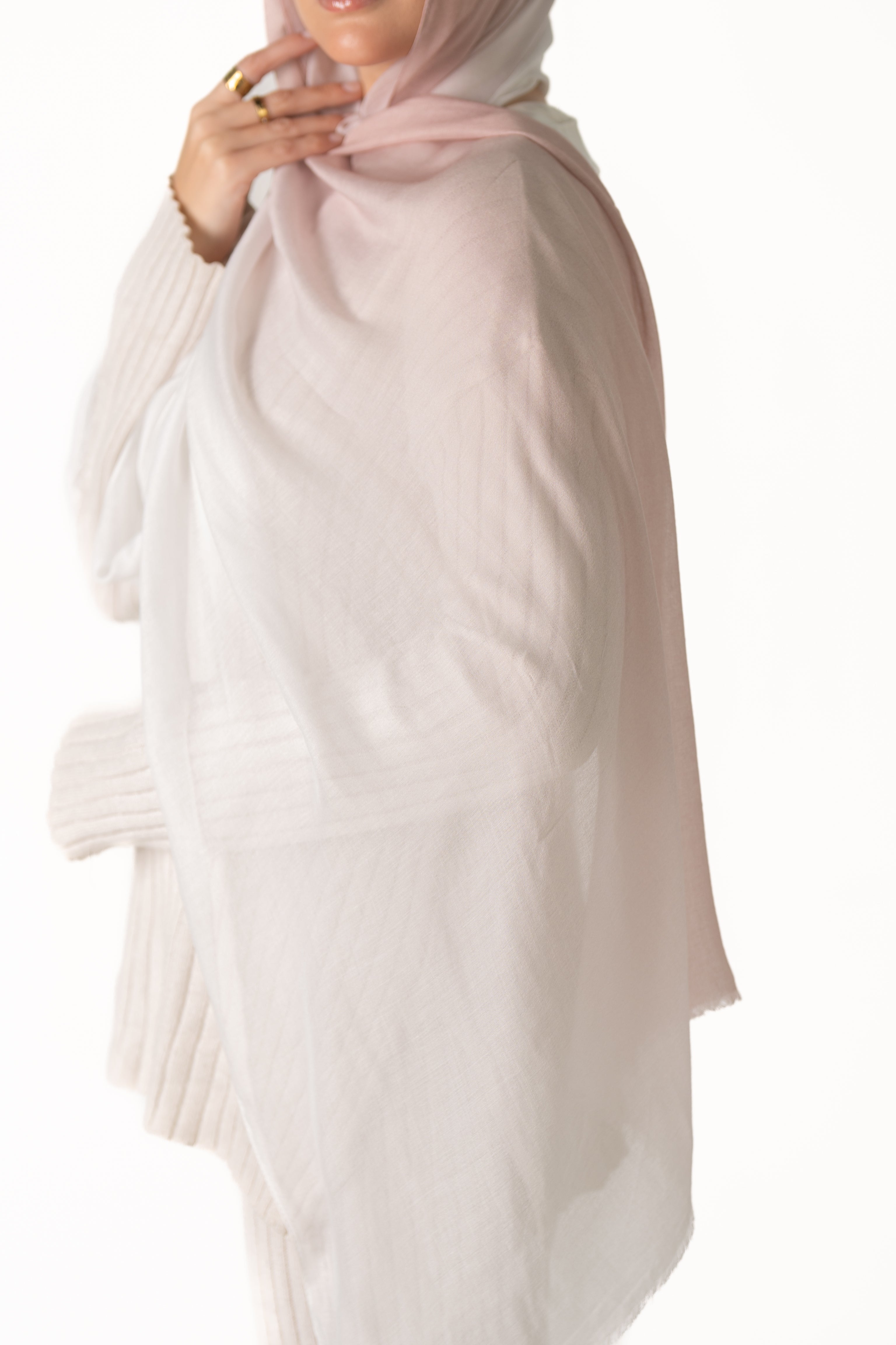 Cashmere/White