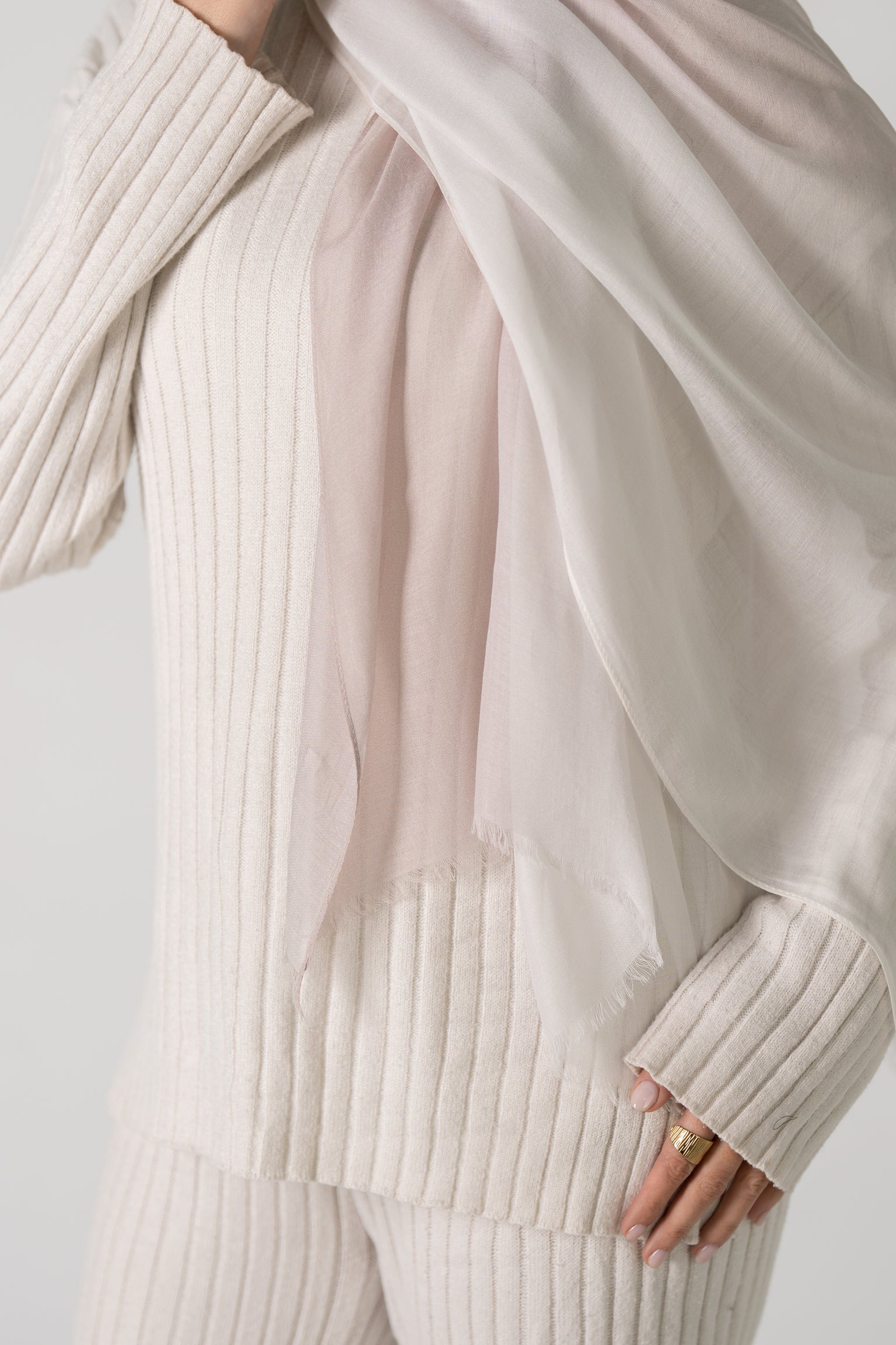 Light Nude/Off White
