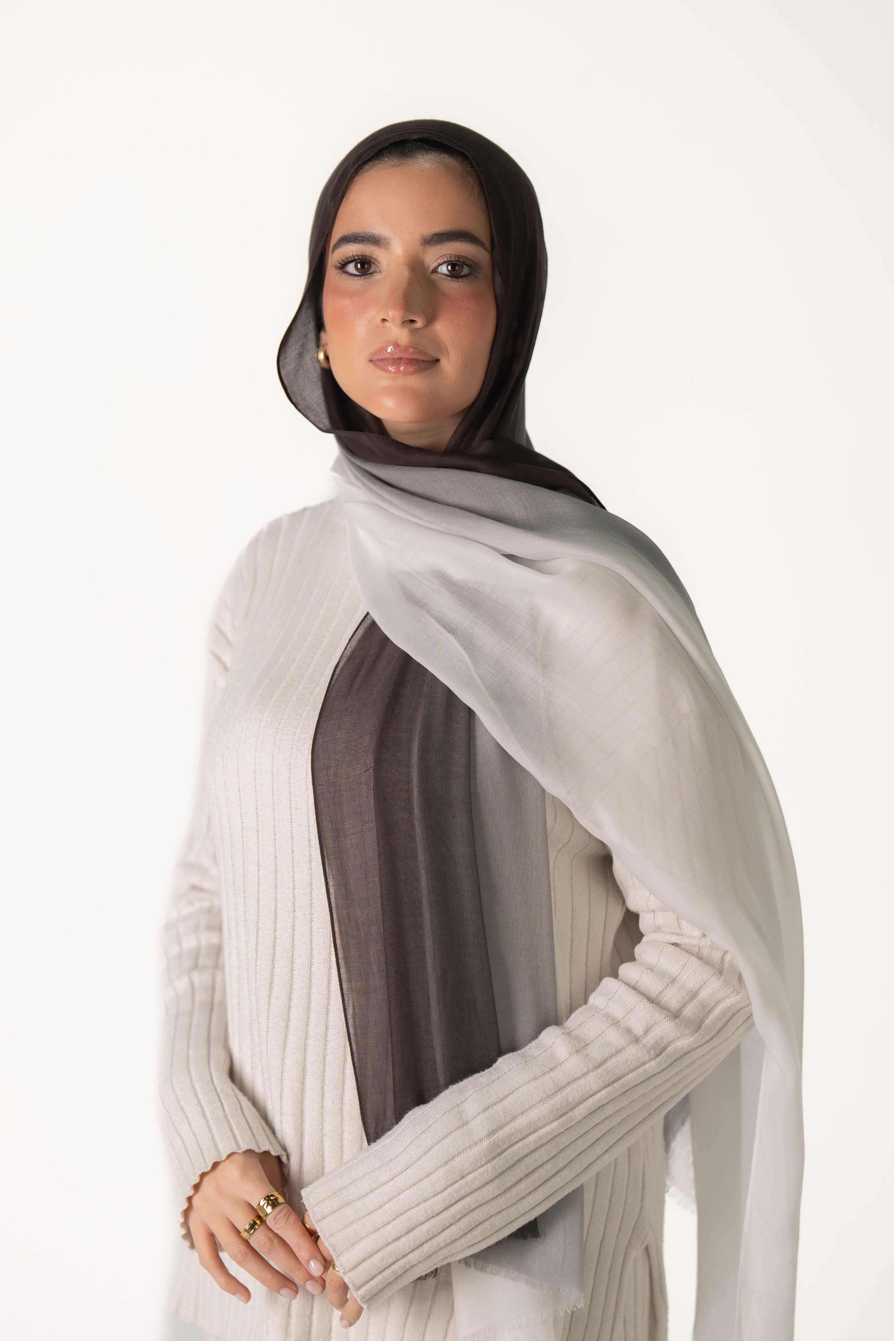 Smoky Charcoal-White