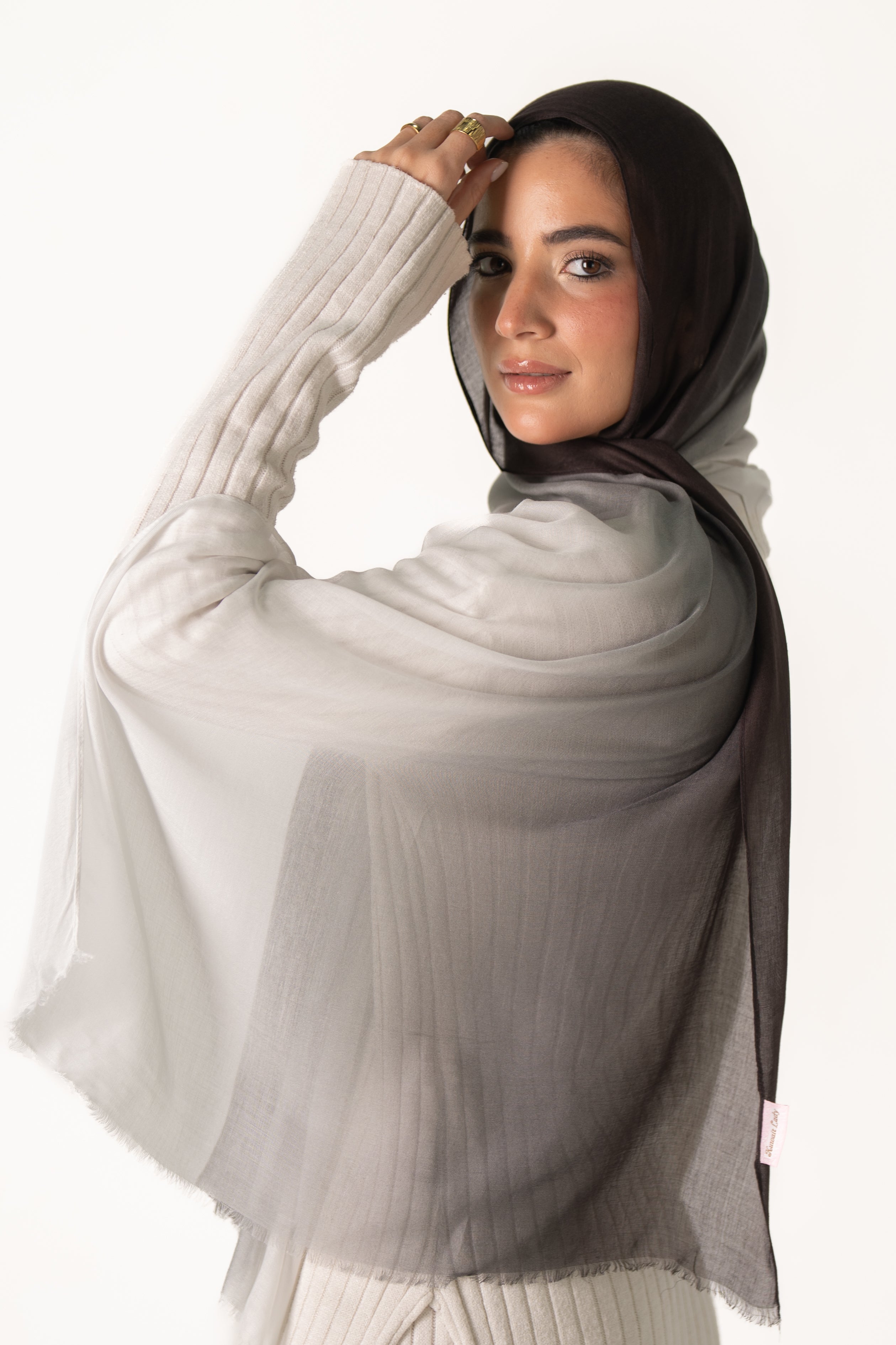 Smoky Charcoal/White