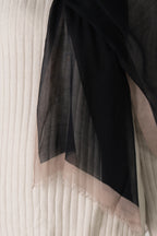 Black/Beige