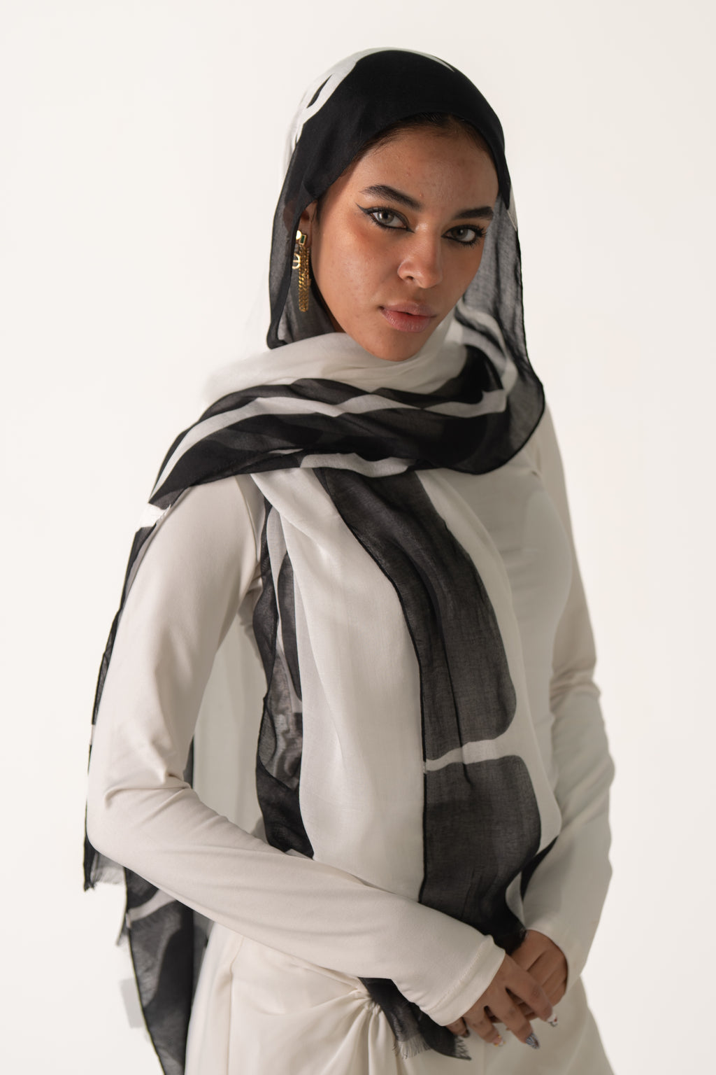 Offwhite-Black