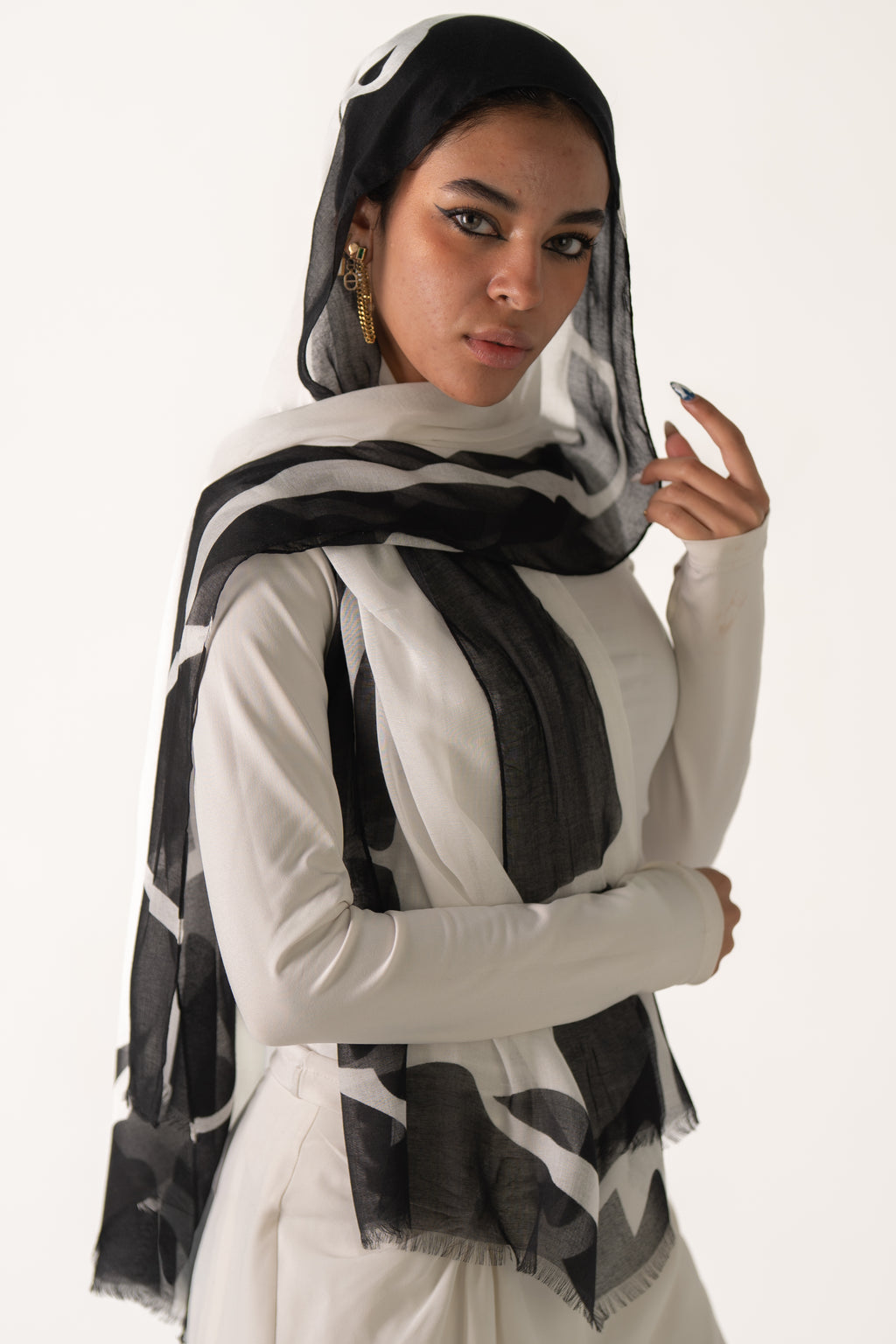 Offwhite-Black