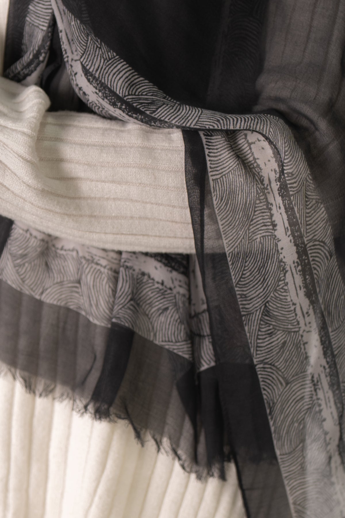Black/Gray