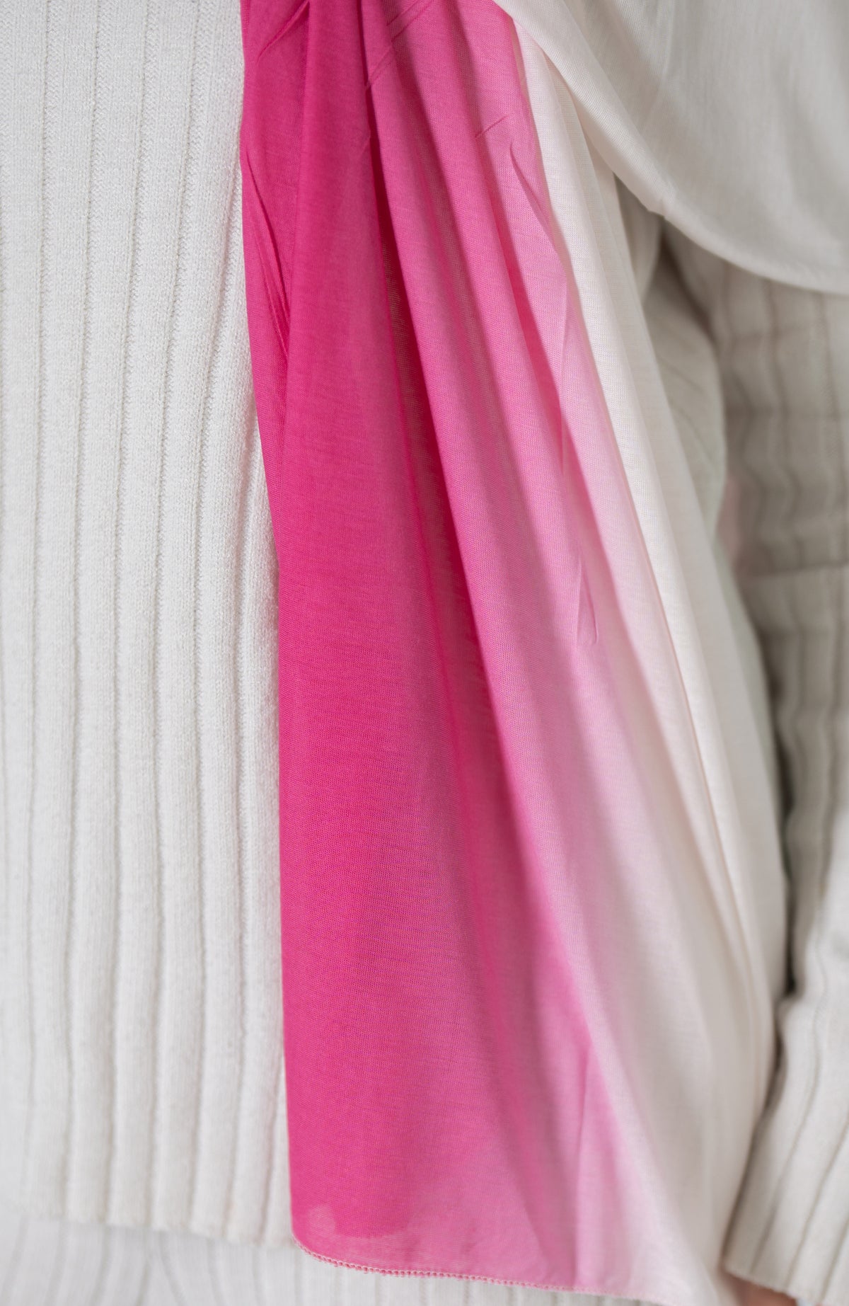 Fuchsia/Off White