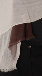 Off White/Dark Brown
