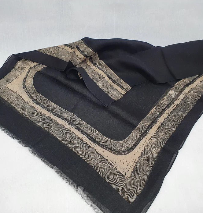 Linen Sajadah Print Scarf