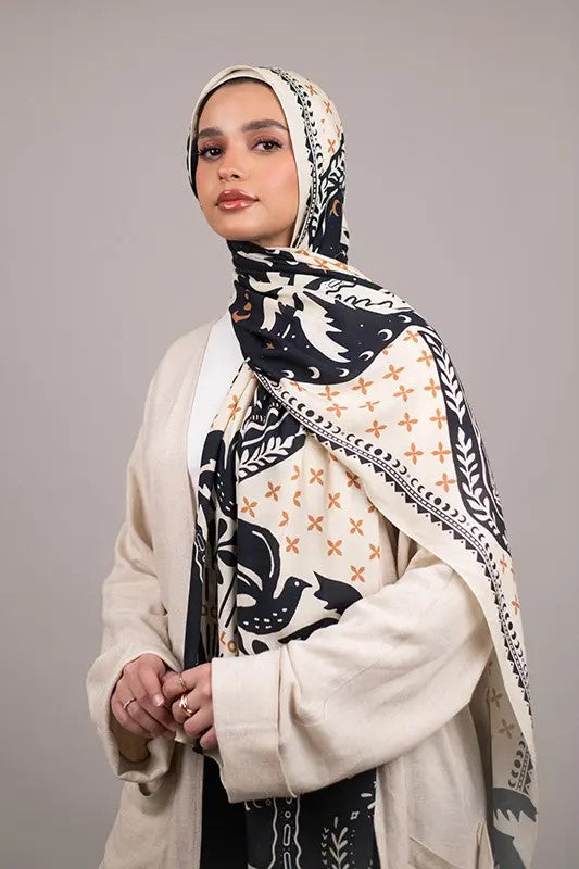 Qamariya Satin